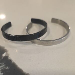 ​💍 Roman Numeral Bracelets (Silver & Black)